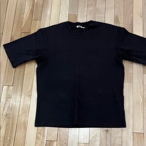 Uniqlo Women's Black brown striped Short Sleeve Tee